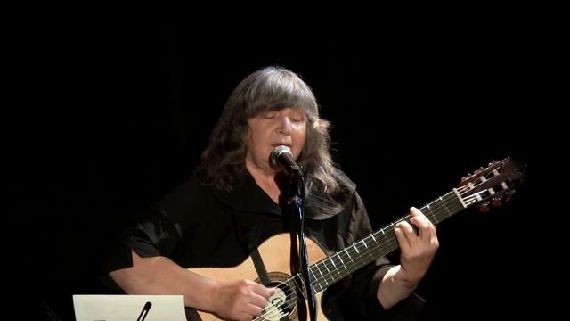 Вера Евушкина "Я хочу возвратиться в тот праздничный миг..." (В.Евушкина - В.Блаженный) смотреть онлайн