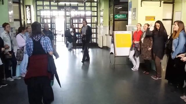 Radionica pevanja "Na sav glas!!!", Fondacija Danilo Kiš ; nastup - Železnička stanica Subotica смотреть онлайн