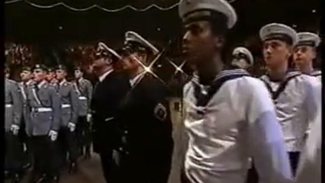 Triumphmarsch смотреть онлайн