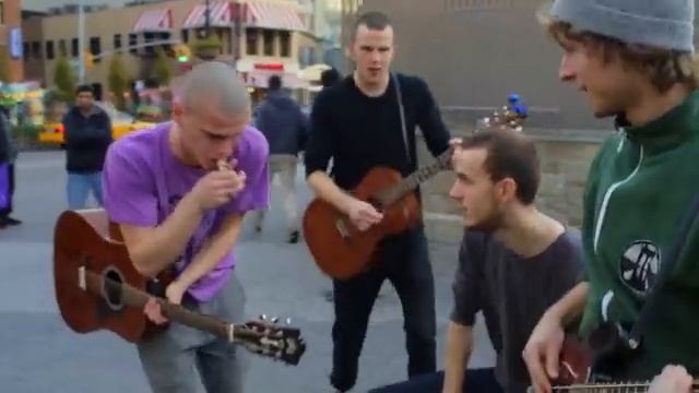 (Union Square - NYC) Brothers Moving - Minnie the Moocher _ The Back of the Busk смотреть онлайн