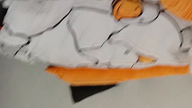 Все время не знаю что писать..