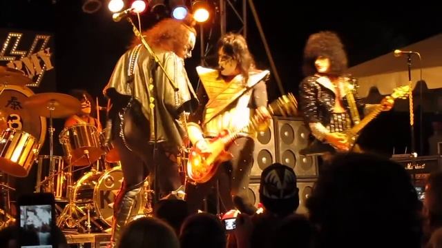 Kiss Concert Gone Really Bad.......
