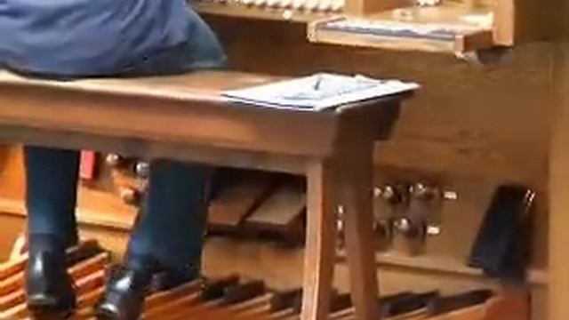 practice for organ concert: Percy Fletcher Festival Toccata смотреть онлайн