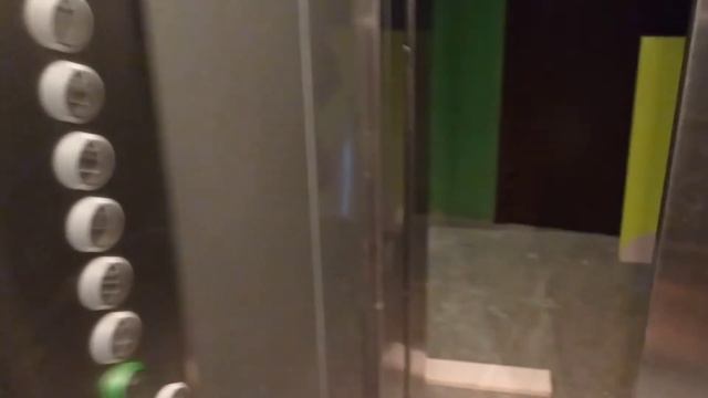 Лифт KONE MiniSpace @ Проспект Ленина 72 подъезд 4, Мурманск, Россия смотреть онлайн
