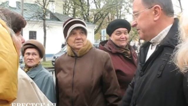 Осеннюю ярмарку посетил губернатор области смотреть онлайн