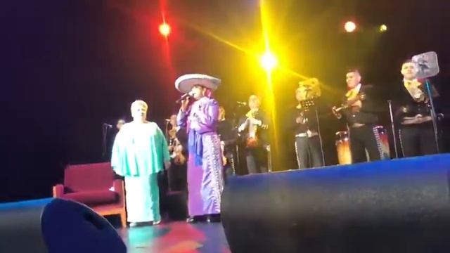 Rosenda Bernal - FT Paquita la del Barrio - El Sauz y la Palma смотреть онлайн
