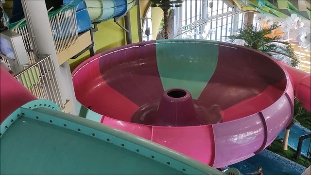 Крытый аквапарк Лазурный. Белгород 28 августа 2023 год. смотреть онлайн