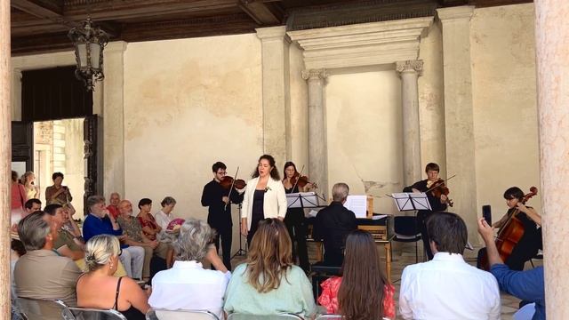 Irina Otto “Gelido in ogni vena” from Il Farnace by Vivaldi смотреть онлайн