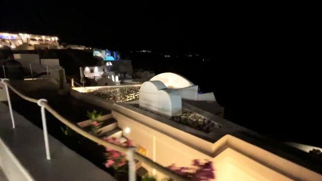 🇬🇷❤️🇬🇷❤️ САНТОРИНИ Кальдера ночью - Прогулка по ночному городу - Греция - Santorini Caldera at Nigh смотреть онлайн