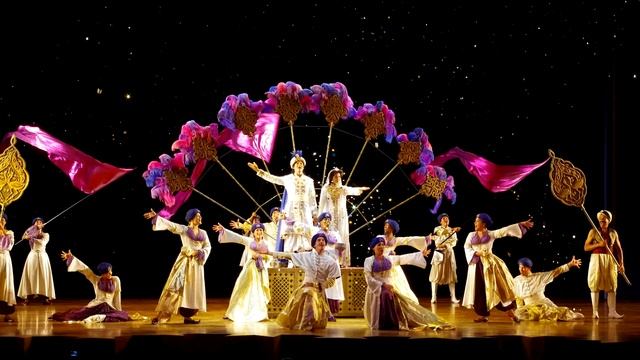 THE RUSTIC AT THE PLAY BY GEORGE SANTAYANA смотреть онлайн