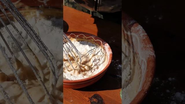 Детям вкусно, взрослые довольны. Сардельки в кляре. смотреть онлайн