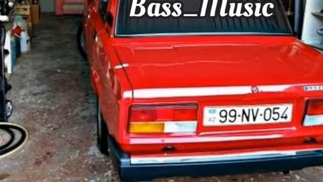 Azeri Bass Music {Haminin Axdardigi Mahni}