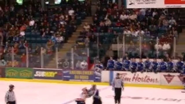 Brett Gallant vs Kris Macdonald смотреть онлайн
