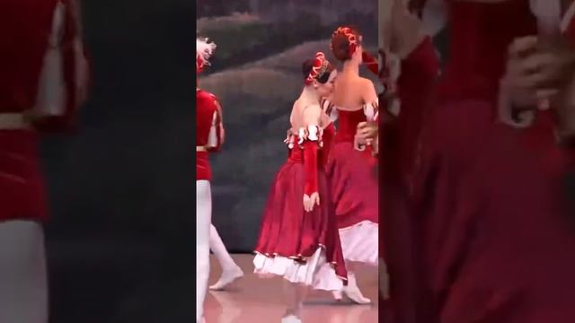Swan Lake as usually #ballerina #balletdance #classic #ballet #swanlake #balletdancer смотреть онлайн