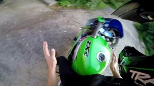 Kawasaki Ninja ZXR 400 обзор и тест-драйв чёткой спортухи