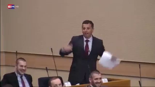 Nikad u sreću, ili ko Šulić nikad u treću смотреть онлайн