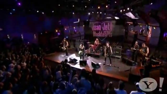 Crimson and Clover - Joan Jett смотреть онлайн