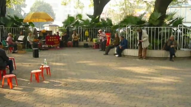 Cantonese Opera Singing at Haizhu Square Guangzhou China смотреть онлайн