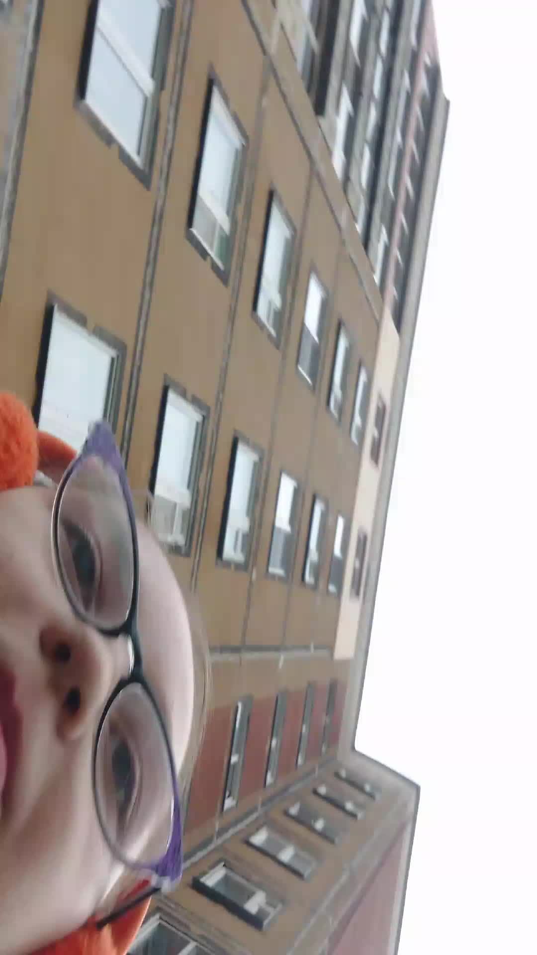 я иду к другу без Евы смотреть онлайн