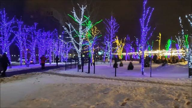 Новый каток в парке Ленина Сделали классно детям и взрослым на радость ! смотреть онлайн