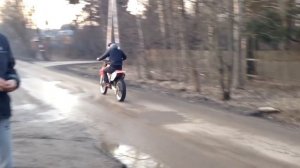 Как научиться стантить на мотоцикле