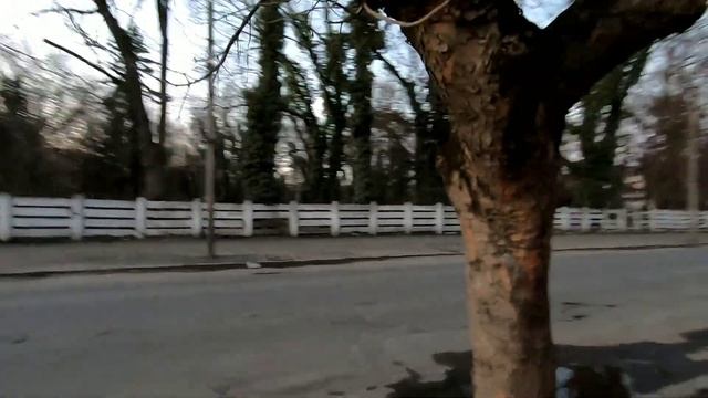 Ужгород. Улица Капушанская/Победы. Ленин на углу. 15.03.2020. смотреть онлайн