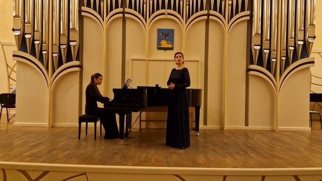 W. A. Mozart "Der Hölle rache" from Die Zauberflöte (Irina Khubaeva, soprano) смотреть онлайн