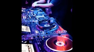 Лёша Свик - Малиновый Свет [Bass Bosted]