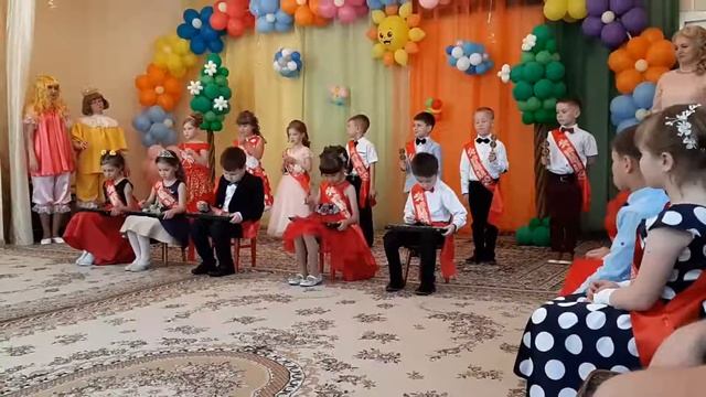 АЛИНА АРТЕМ ВАЛЕРИЯ смотреть онлайн
