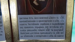 Иконостас. Господь Вседержитель и Феодоровская Пресвятая Богородица (продолжение)