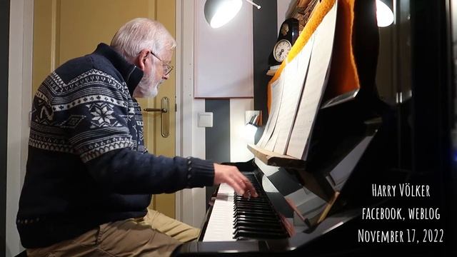 WONDERFUL CHRISTMASTIME - Paul McCartney - piano cover - Harry Völker смотреть онлайн