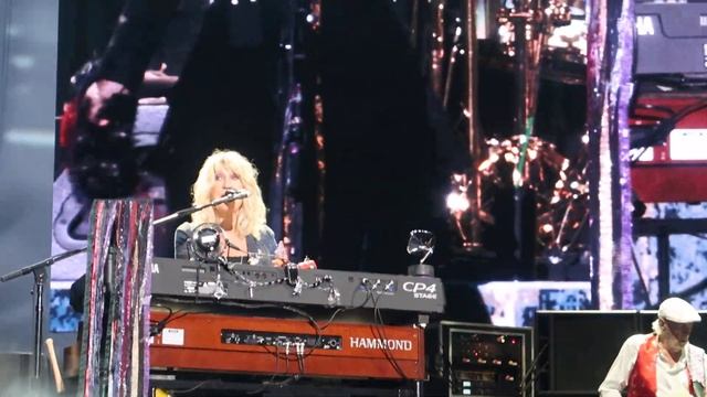 Fleetwood Mac - Don't Stop - Columbia, S.C. 2/22/19 смотреть онлайн