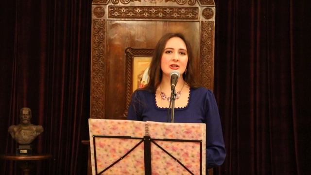 Светлана Дзансолова - ВЛЮБЛЁННЫЕ РОЗЫ ("Я боюсь своей лёгкой походки...") смотреть онлайн