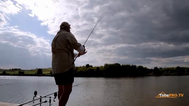 Рыбалка в Украине.Ловля карпа с Rocket team смотреть онлайн