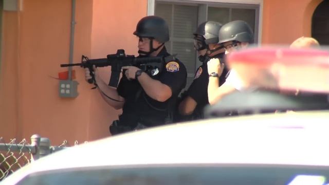 Modesto Police serve search warrant, discover marijuana oper смотреть онлайн