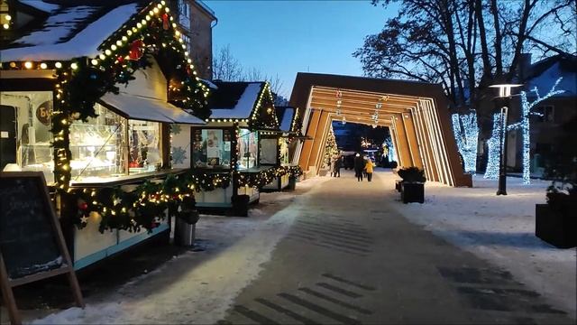 Новогодний Эрмитаж и Арбат в Белгороде. Красота для детей и взрослых смотреть онлайн