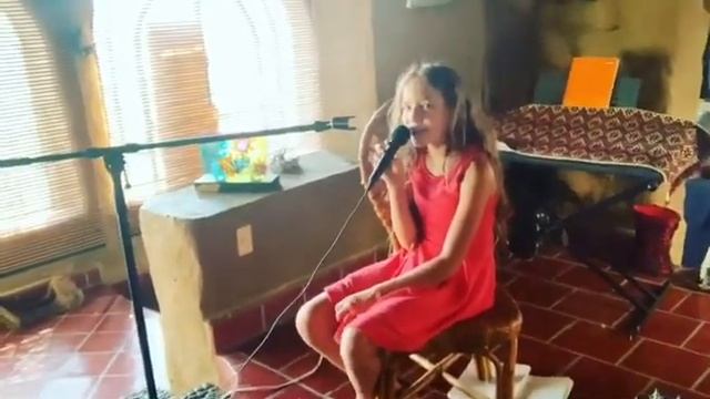 Nina & Tina @Tepoz singing смотреть онлайн