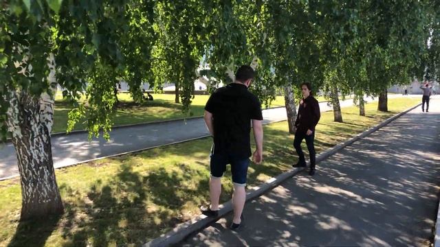 СКВЕР НА ДРАМЕ СКВЕР У ДРАМЫ СТЕНЫ РУХНУТ ПАДЕНИЕ ЗАБОРА РАЗДОРА СКВЕР У ТЕАТРА ДРАМЫ ЕКАТЕРИНБУРГ смотреть онлайн