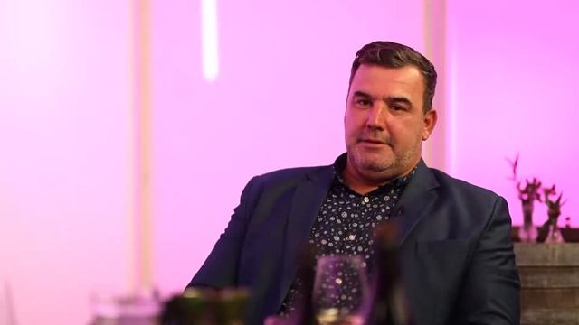 Bemutatjuk a Gallay pincét смотреть онлайн