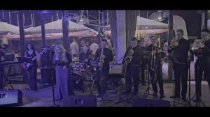 Музыкальная группа MarsFunkyBand 
Исполняем легендарную композицию 
Simple The Best