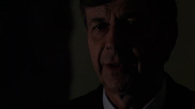 The X-Files - Smoking Man and Deep Throat kill an alien [4x07 - Musings of a Cigarette Smoking Man] смотреть онлайн