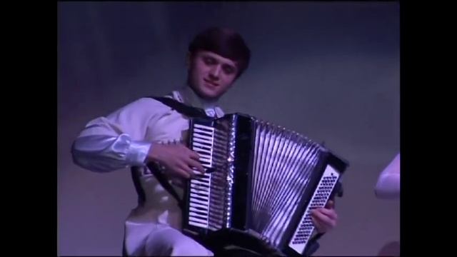 Трио гармонистов "Амран" - Ф.Алборов "Ах, любовь!" (LIVE) смотреть онлайн