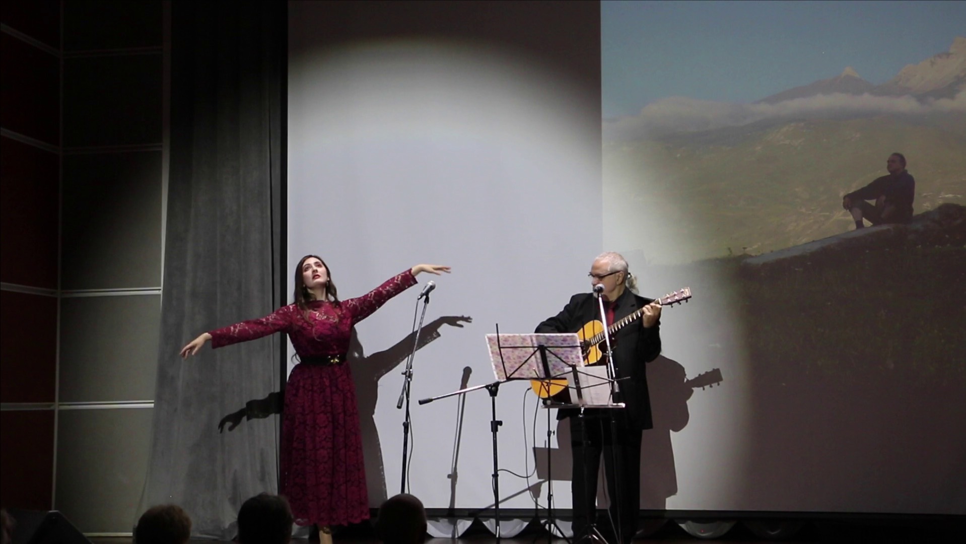 Виктор и Светлана Дзансоловы - У ИСТОКОВ РЕК смотреть онлайн