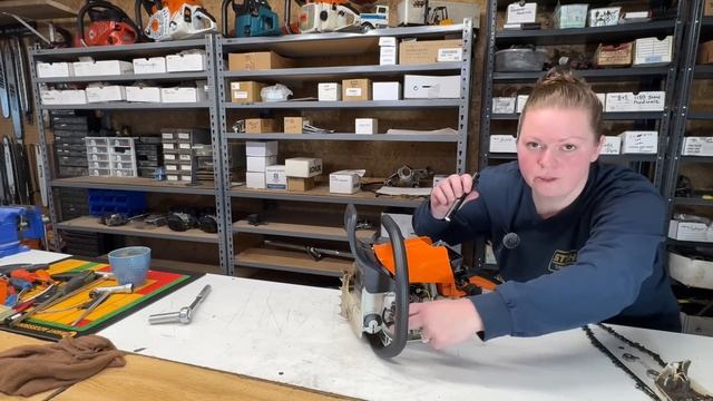 Stihl MS250 Chainsaw HARD To Start! It Wants To Rip Your Arm Off! Let’s Dive In and Find Out Why! смотреть онлайн