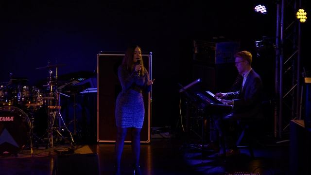 Non, Je Ne Regrette Rien - Live in Stuttgart - Melissa Kross (LaChansonnette) смотреть онлайн