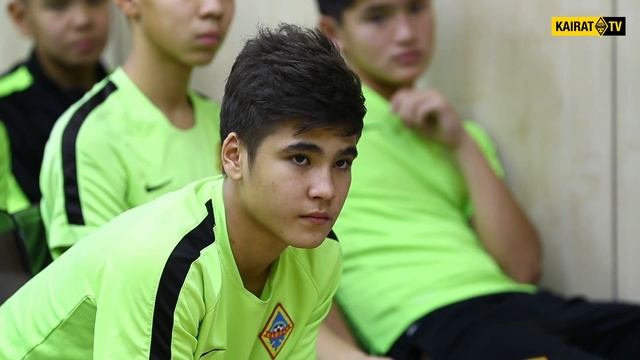 No comment: Владимир Плотников в Академии смотреть онлайн