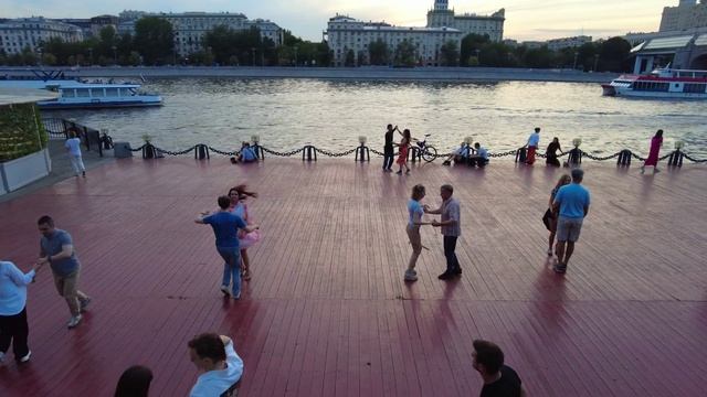 Мало кто видит острую боль что в душе живет смотреть онлайн