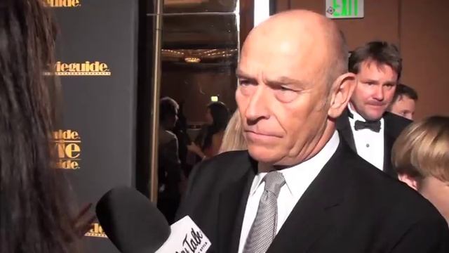 Corbin Bernsen Interview смотреть онлайн