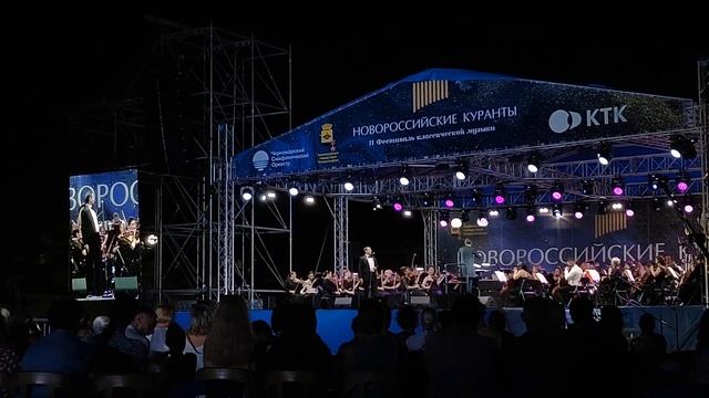 К.Чурсин. Песенка Герцога из оперы Д.Верди "Риголетто" смотреть онлайн