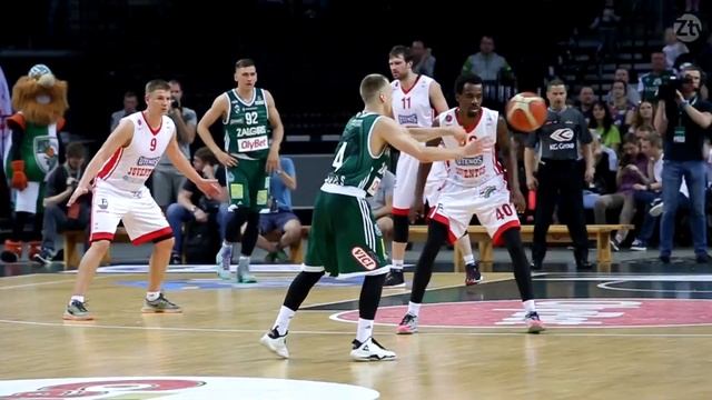 Vougioukas and Ulanovas dominate at BC Juventus basket смотреть онлайн